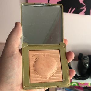 Peach Blur Perfecting Finishing Powder